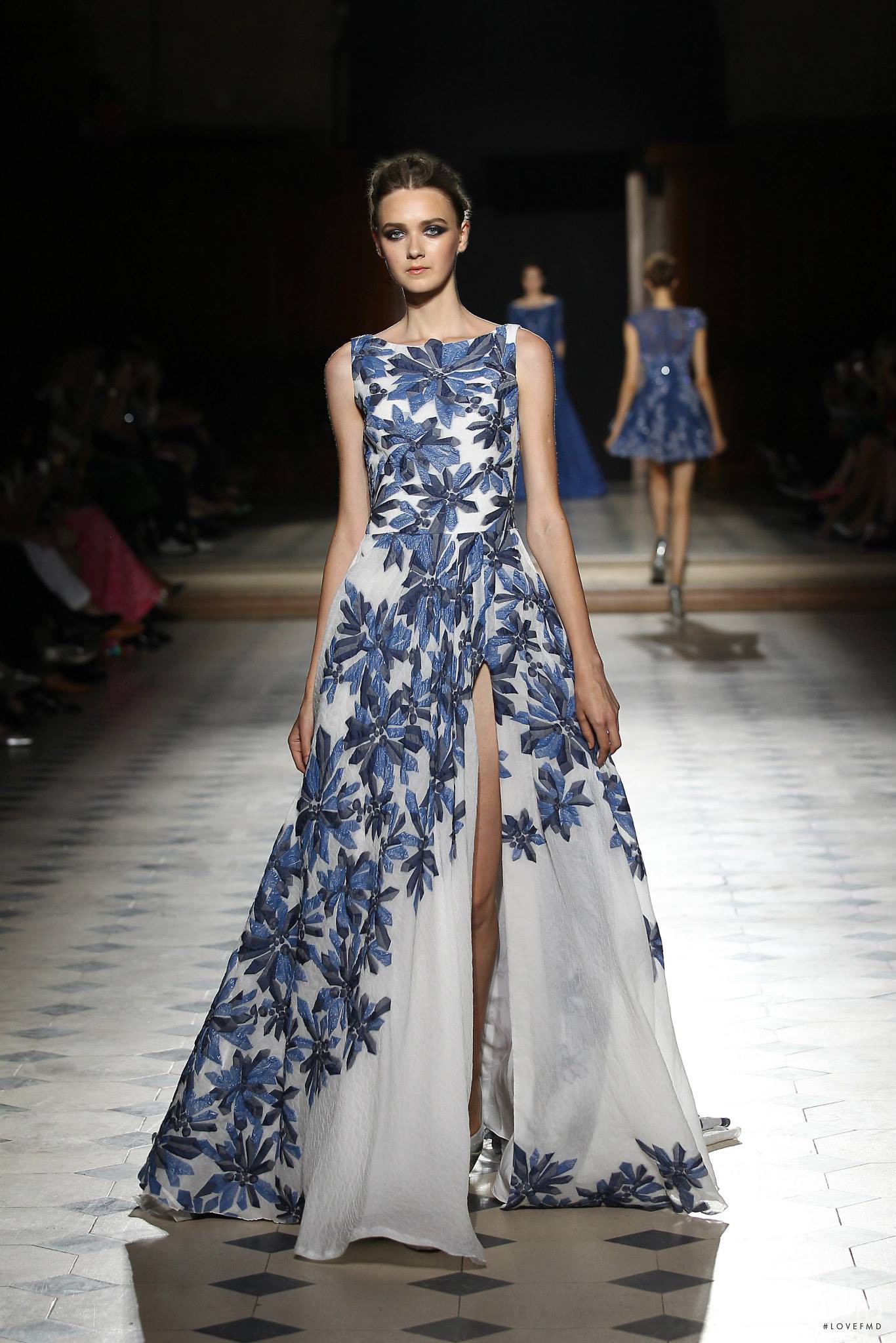 Кутюр 2015. Tony Ward Fall-Winter 2022/23. Фирма Кутюр.