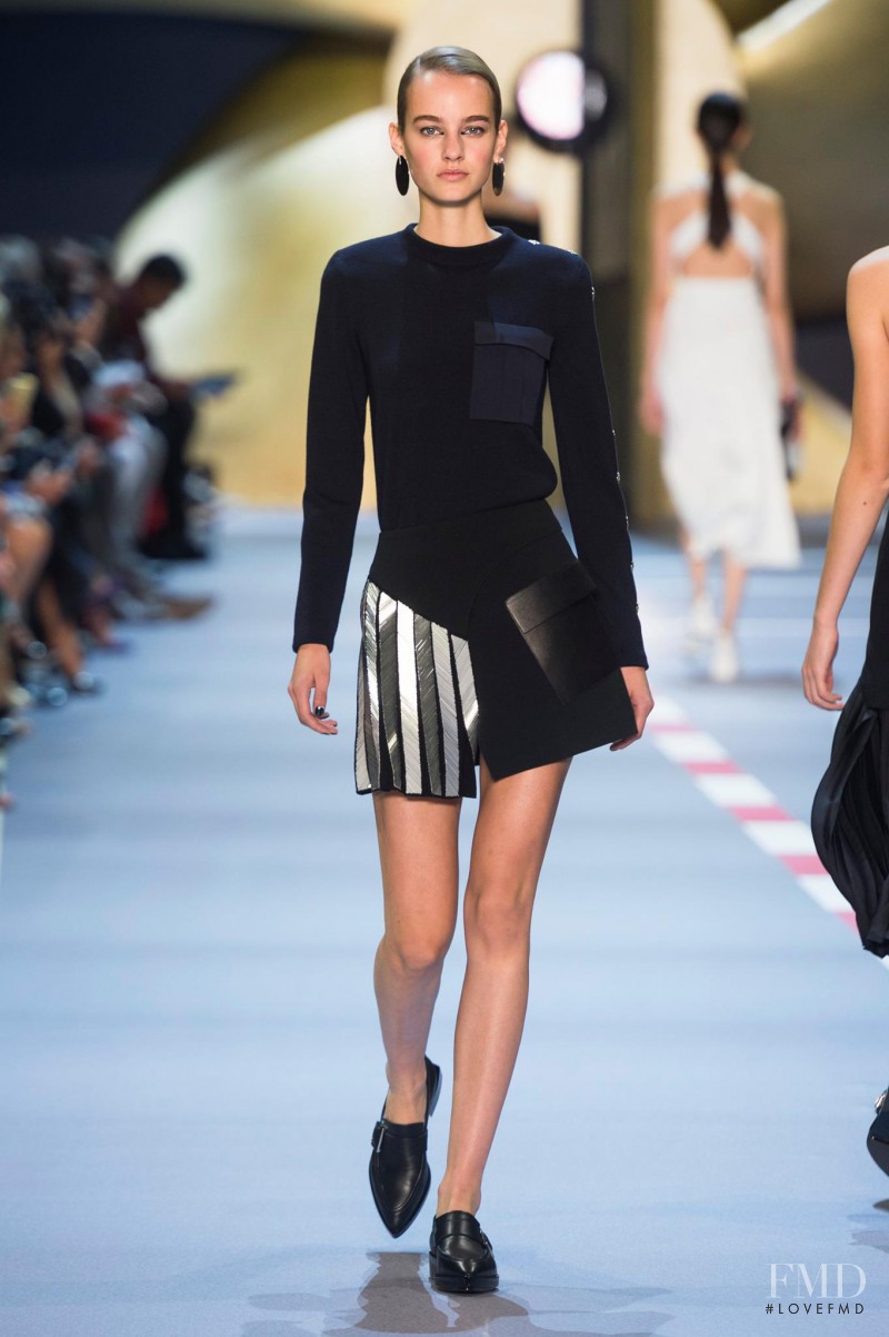 Maartje Verhoef featured in  the Mugler fashion show for Spring/Summer 2016