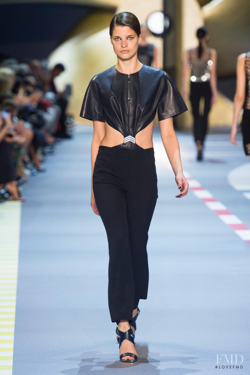 Julia van Os featured in  the Mugler fashion show for Spring/Summer 2016