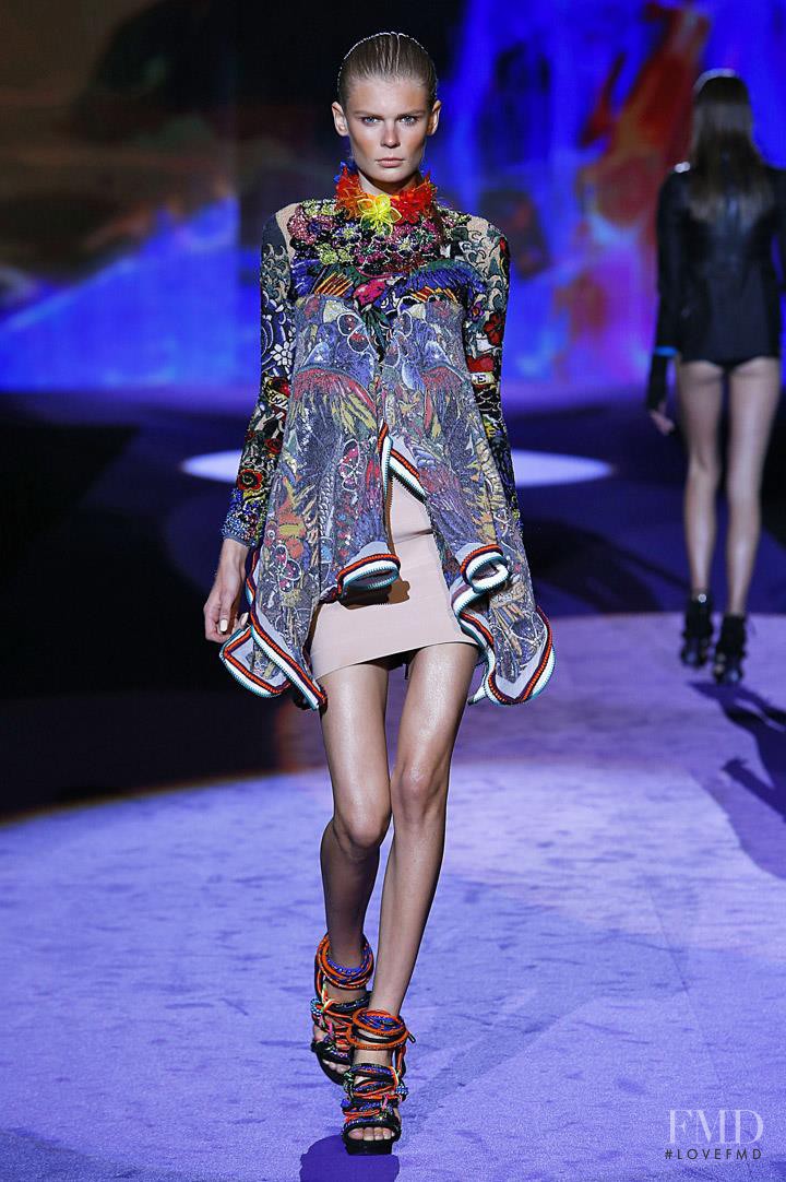 Alexandra Elizabeth Ljadov featured in  the DSquared2 fashion show for Spring/Summer 2016