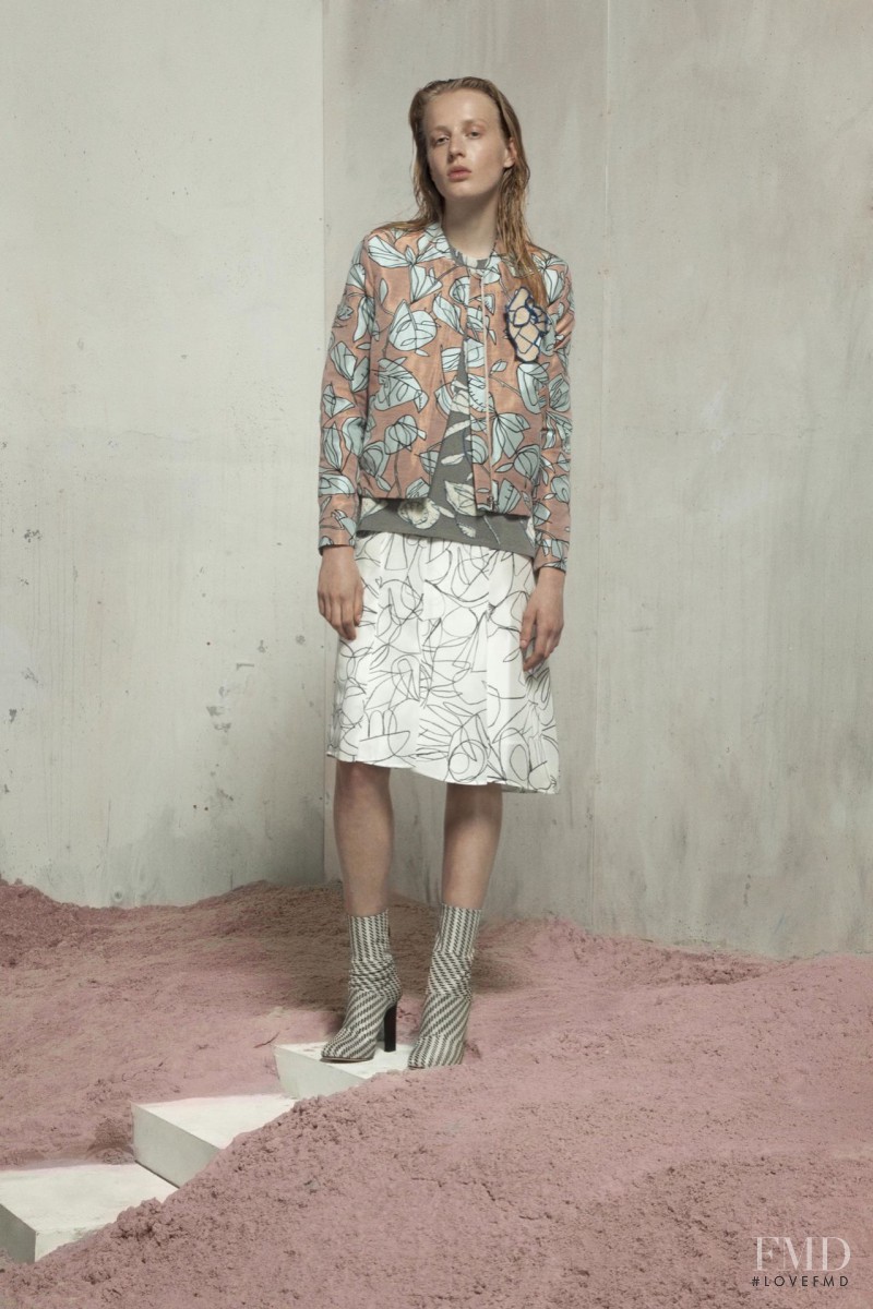 Anine Van Velzen featured in  the Christian Wijnants fashion show for Resort 2016