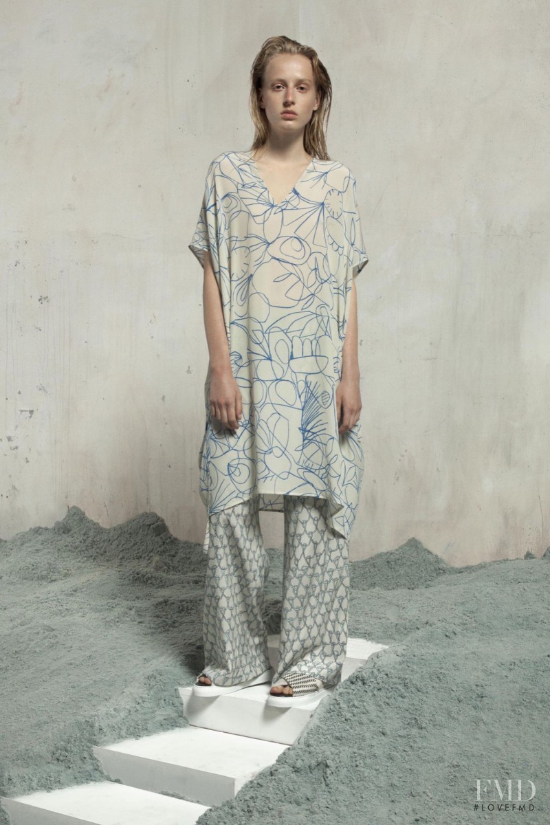 Anine Van Velzen featured in  the Christian Wijnants fashion show for Resort 2016
