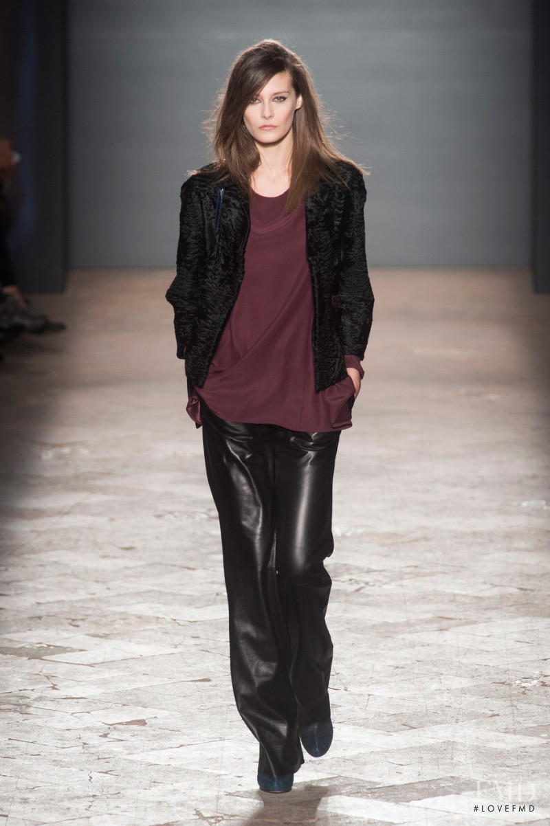 Simonetta Ravizza fashion show for Autumn/Winter 2014