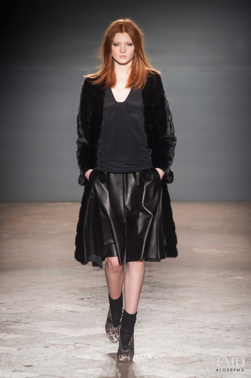 Simonetta Ravizza fashion show for Autumn/Winter 2014