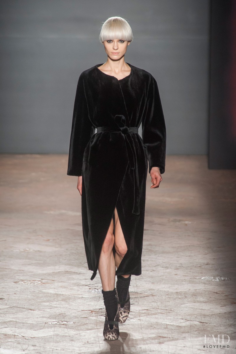 Simonetta Ravizza fashion show for Autumn/Winter 2014