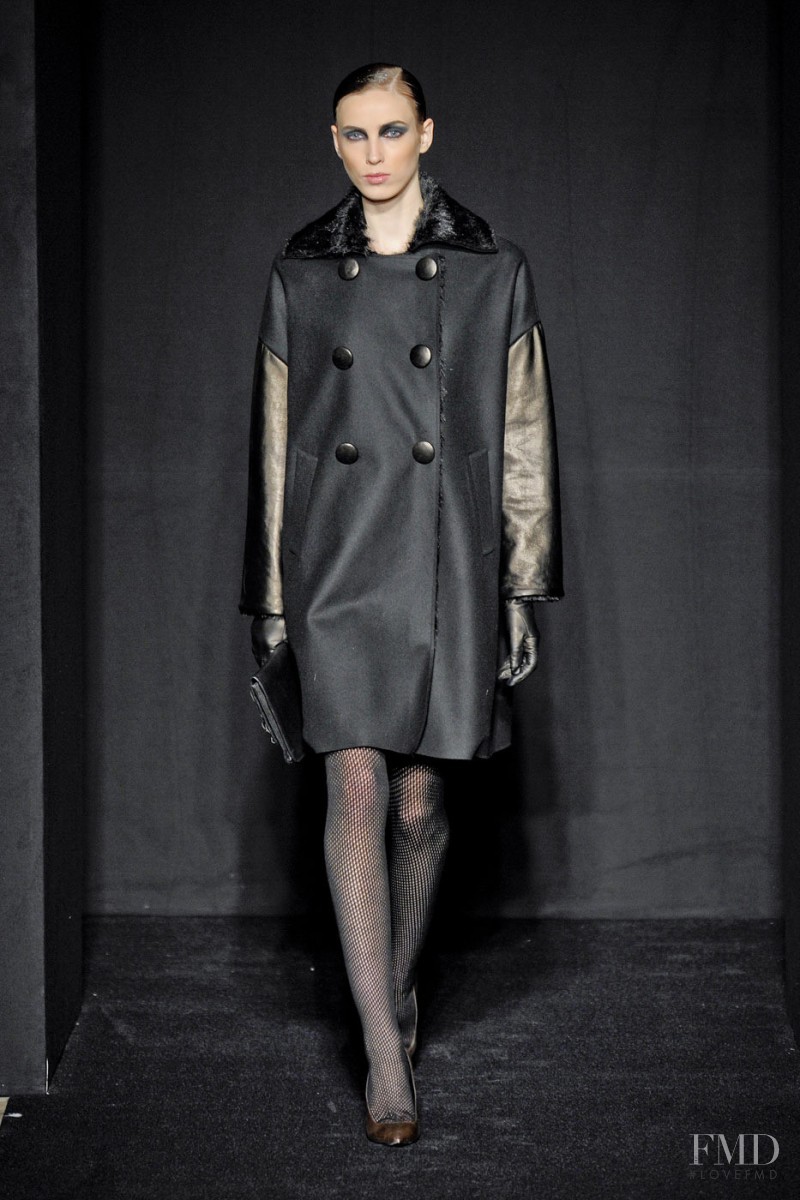 Maurizio Pecoraro fashion show for Autumn/Winter 2012