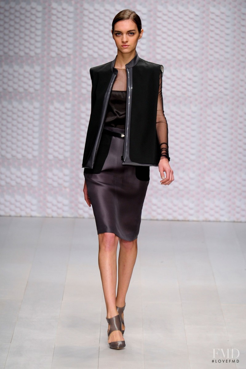 DAKS fashion show for Spring/Summer 2013