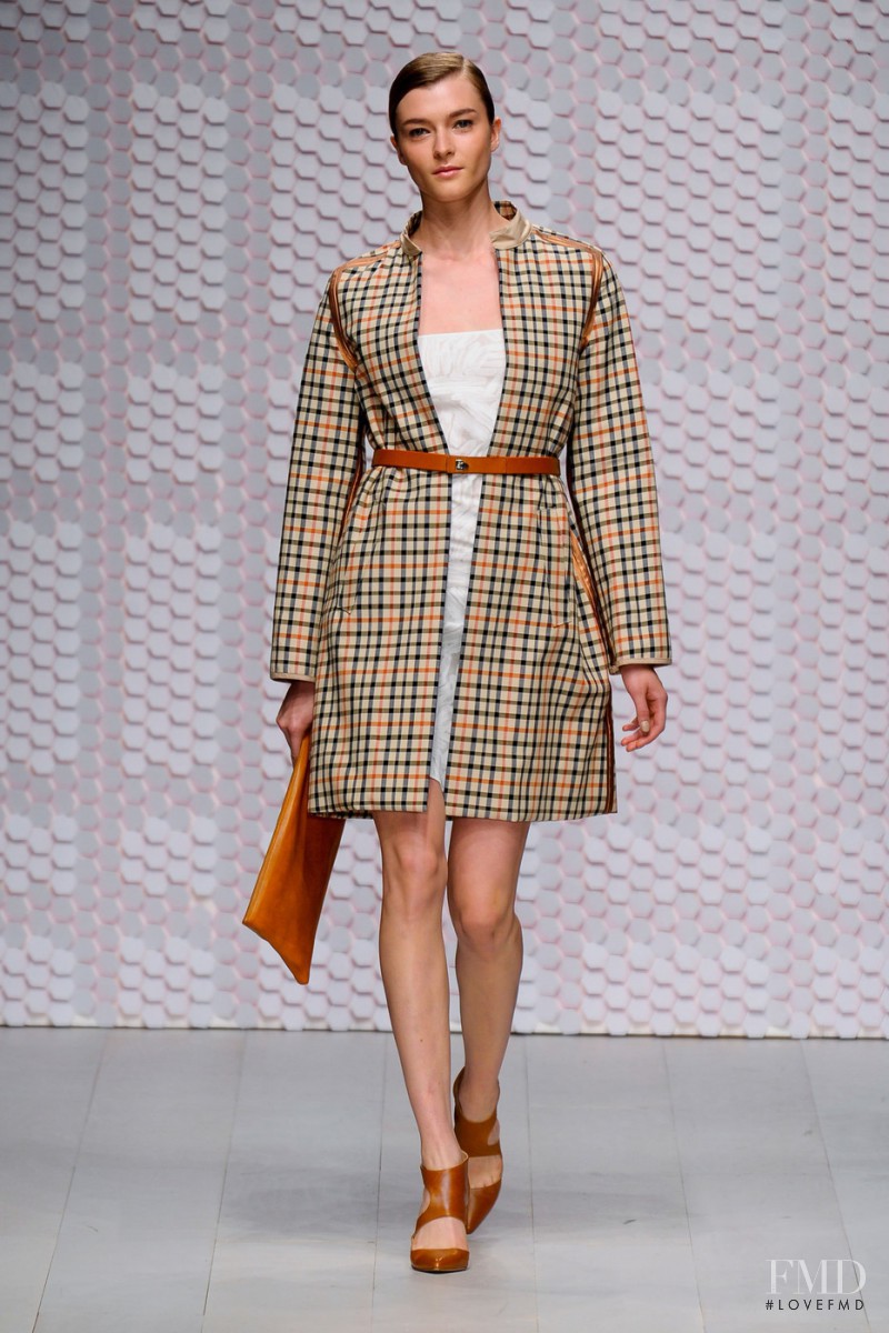 DAKS fashion show for Spring/Summer 2013