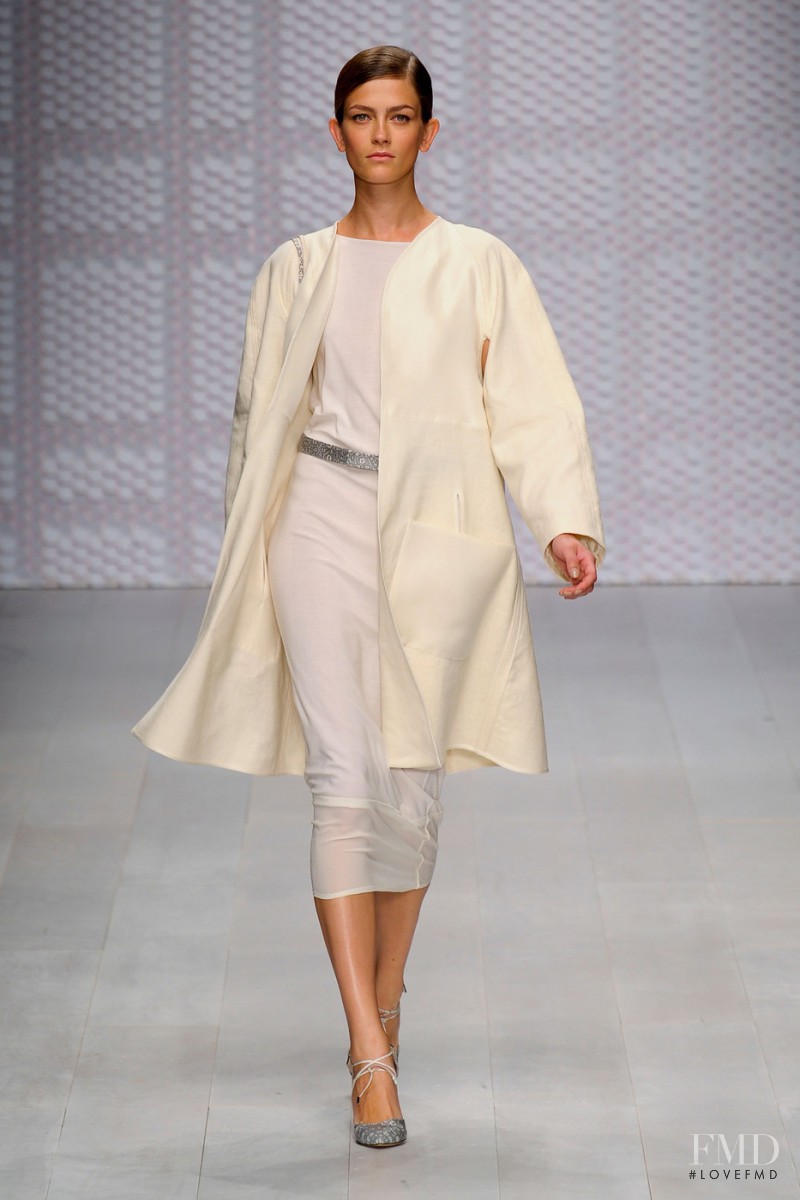 DAKS fashion show for Spring/Summer 2013