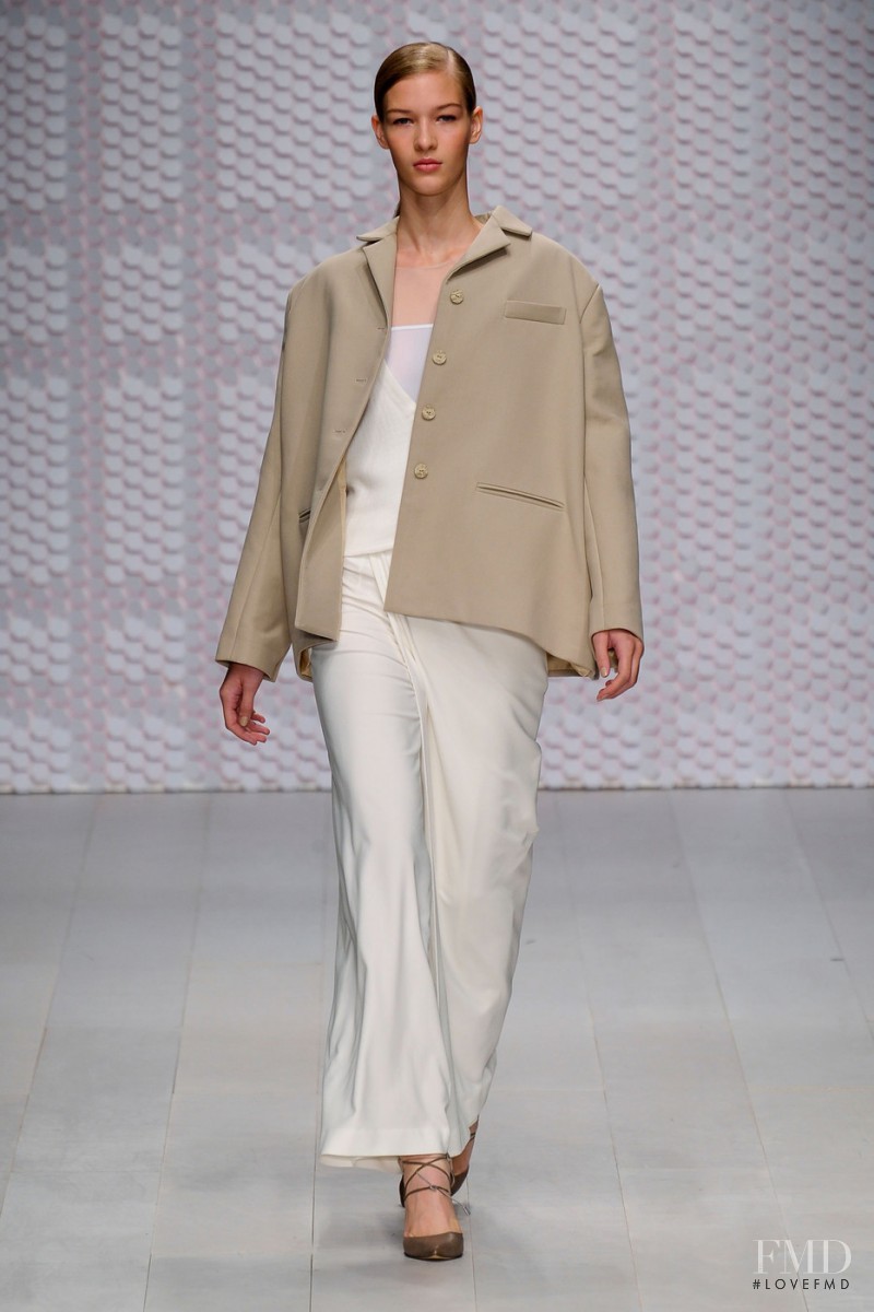 DAKS fashion show for Spring/Summer 2013