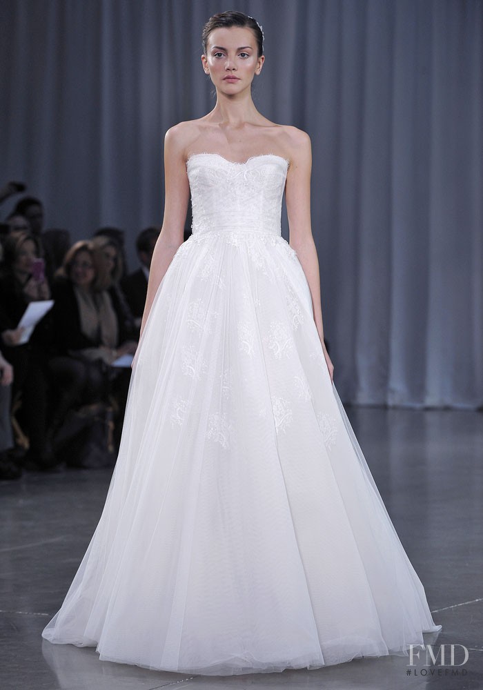 Monique Lhuillier Bridal Bridal fashion show for Autumn/Winter 2013