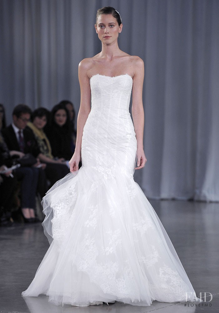 Monique Lhuillier Bridal Bridal fashion show for Autumn/Winter 2013