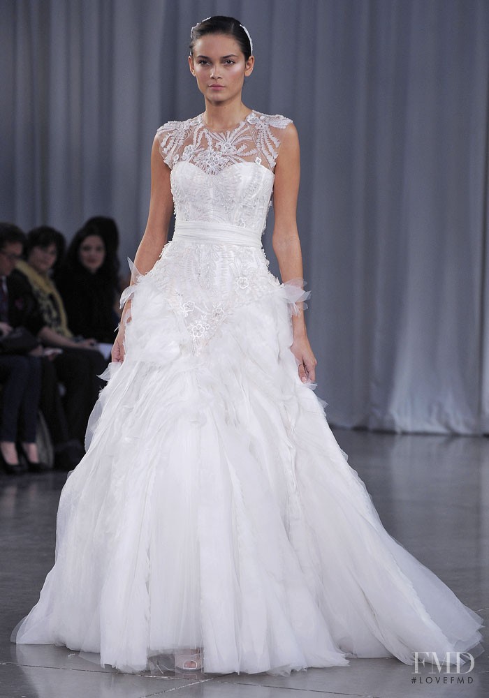 Monique Lhuillier Bridal Bridal fashion show for Autumn/Winter 2013