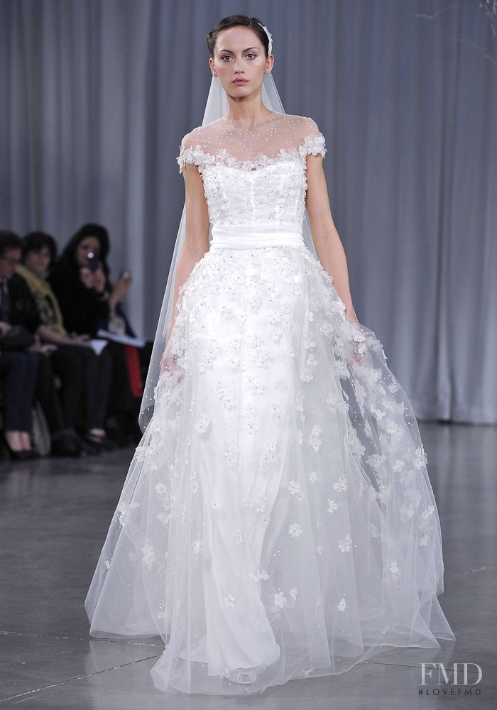 Monique Lhuillier Bridal Bridal fashion show for Autumn/Winter 2013