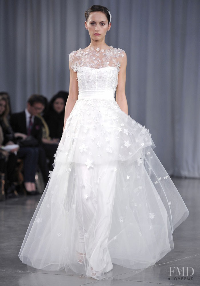 Monique Lhuillier Bridal Bridal fashion show for Autumn/Winter 2013