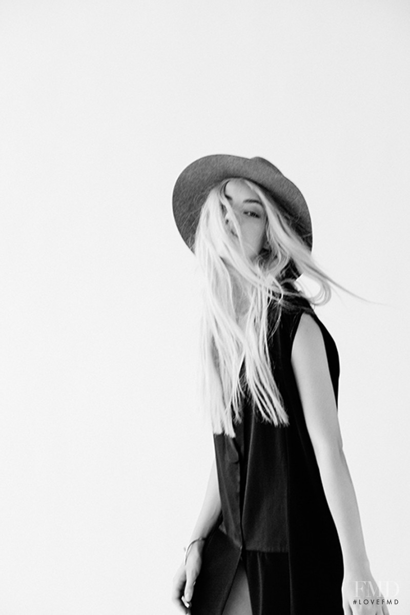 Pyper America Smith featured in  the Janessa Leone lookbook for Spring/Summer 2015