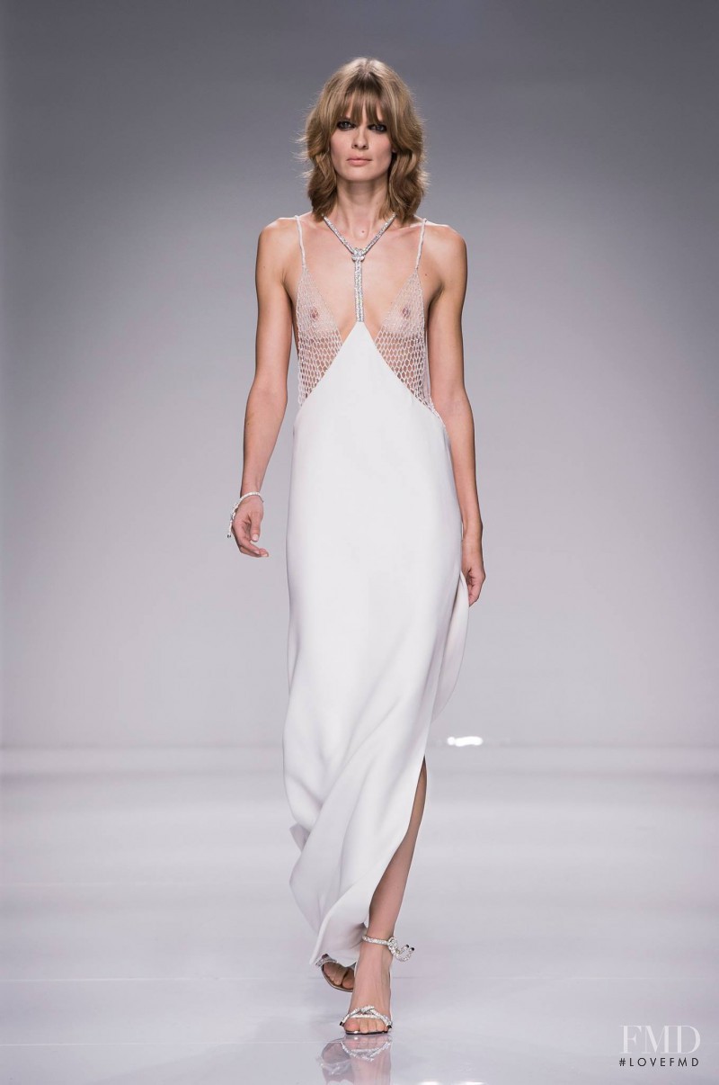 Julia Stegner featured in  the Atelier Versace fashion show for Spring/Summer 2016