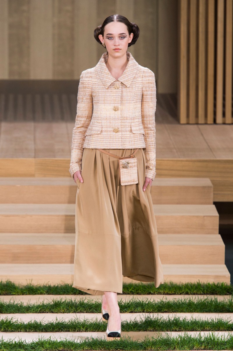 Elizabeth Davison featured in  the Chanel Haute Couture fashion show for Spring/Summer 2016