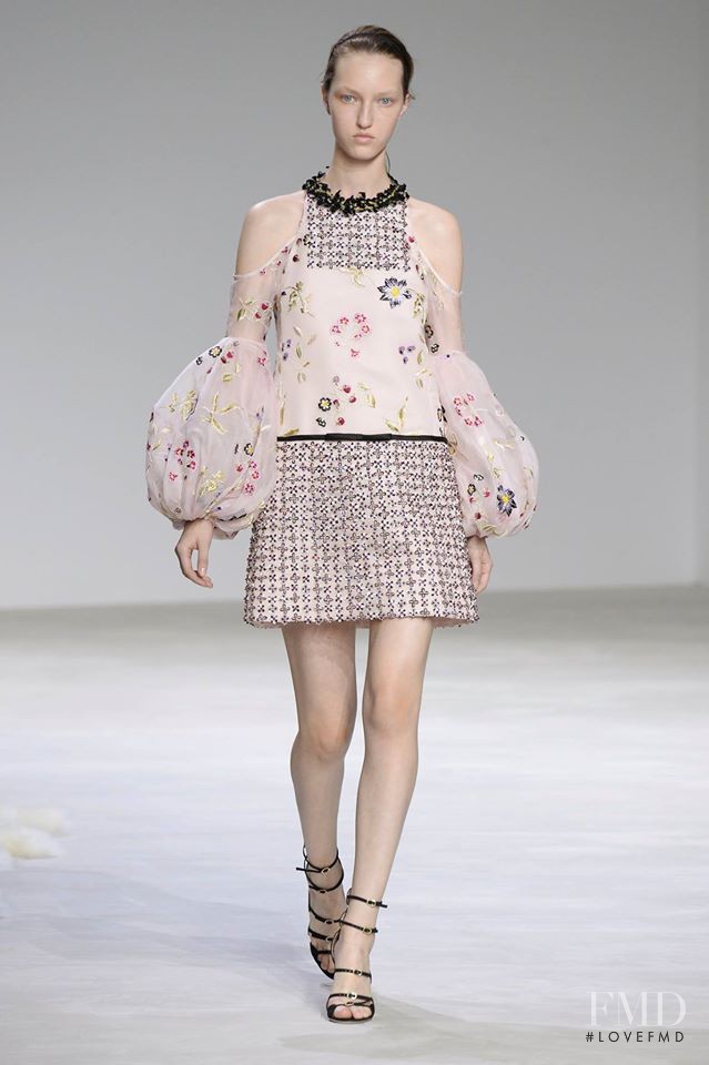 Liza Ostanina featured in  the Giambattista Valli Haute Couture fashion show for Spring/Summer 2016