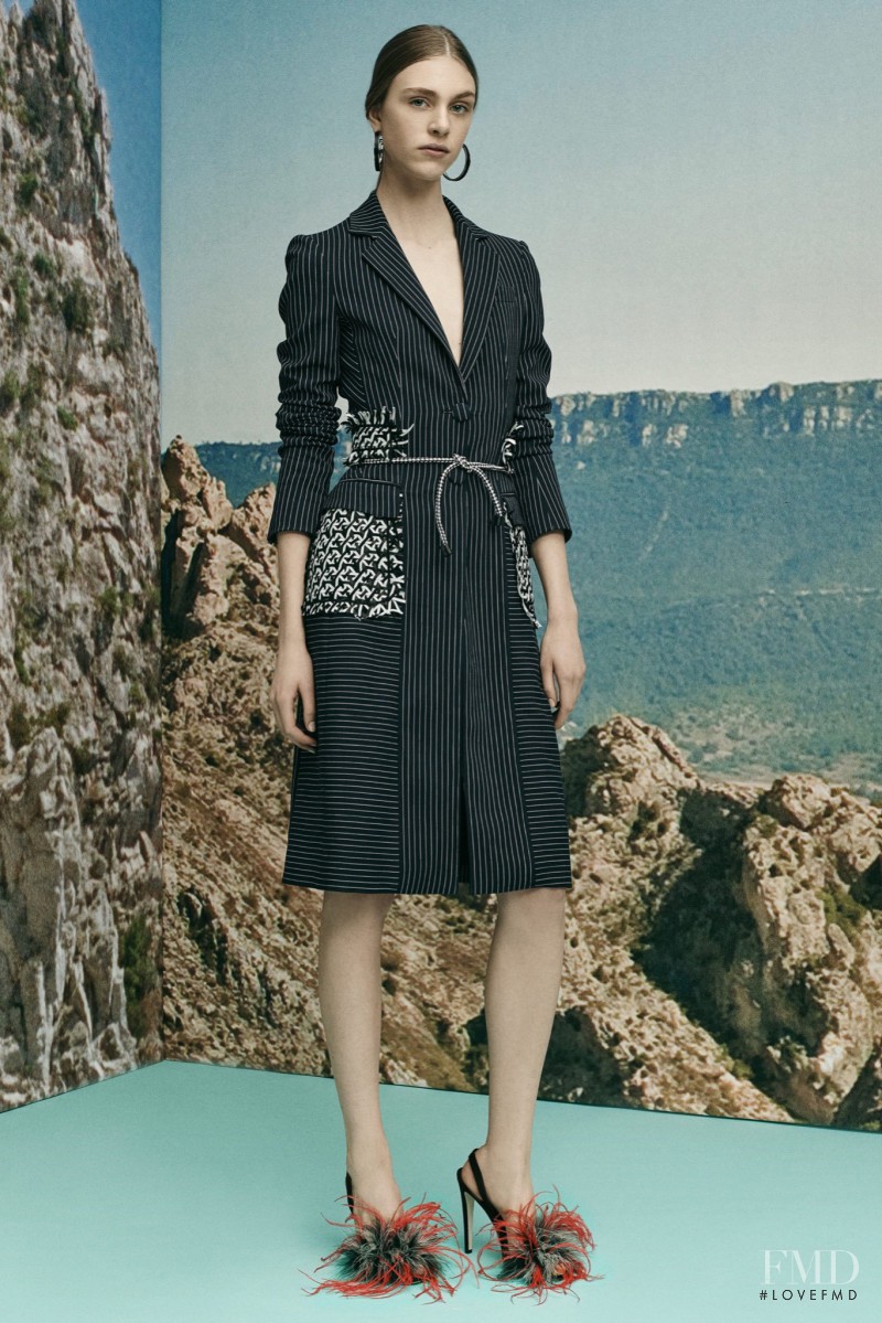 Altuzarra fashion show for Resort 2016