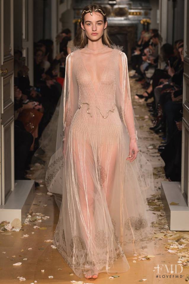 Maartje Verhoef featured in  the Valentino Couture fashion show for Spring/Summer 2016