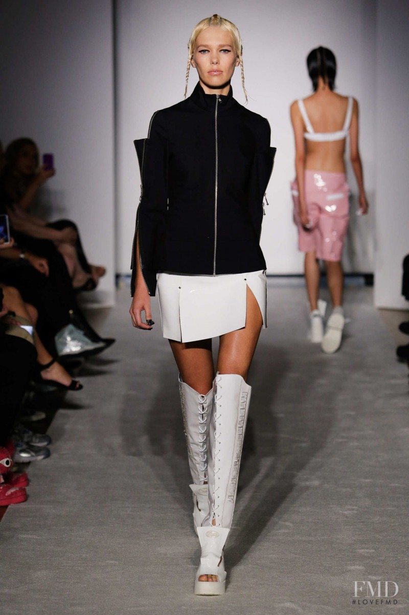 Rina Karuna featured in  the Maria Ke Fisherman fashion show for Spring/Summer 2015