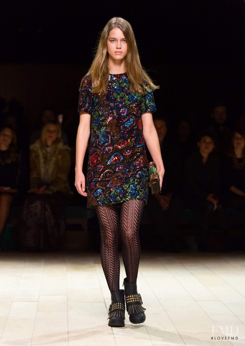 Julia Jamin featured in  the Burberry Prorsum fashion show for Autumn/Winter 2016