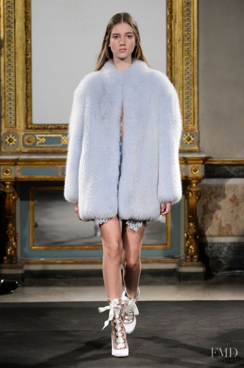 Francesco Scognamiglio fashion show for Autumn/Winter 2016