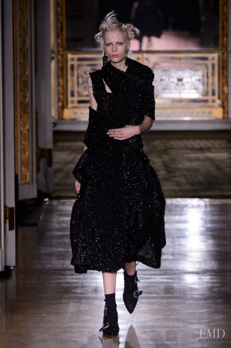 Simone Rocha fashion show for Autumn/Winter 2016