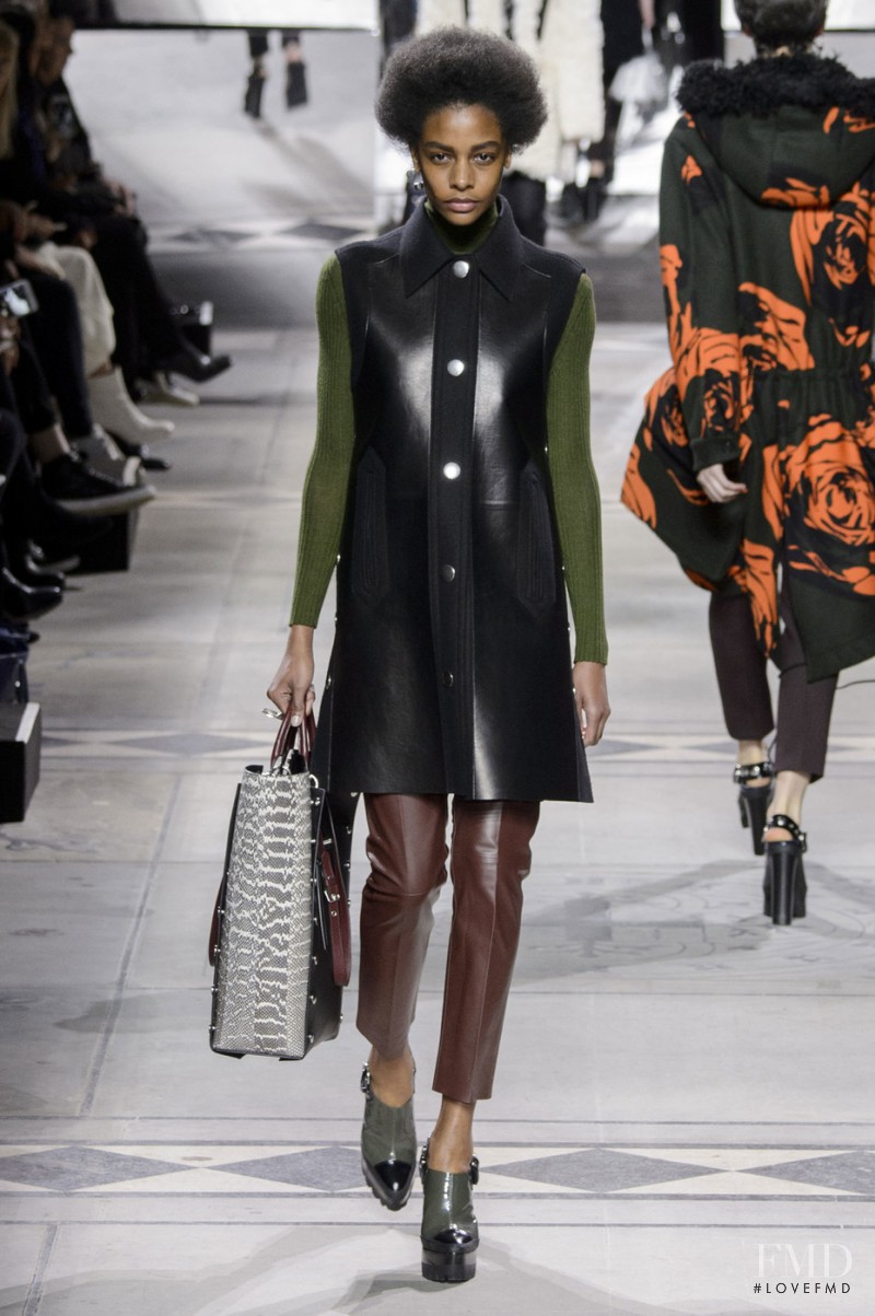 Karly Loyce featured in  the Mulberry fashion show for Autumn/Winter 2016