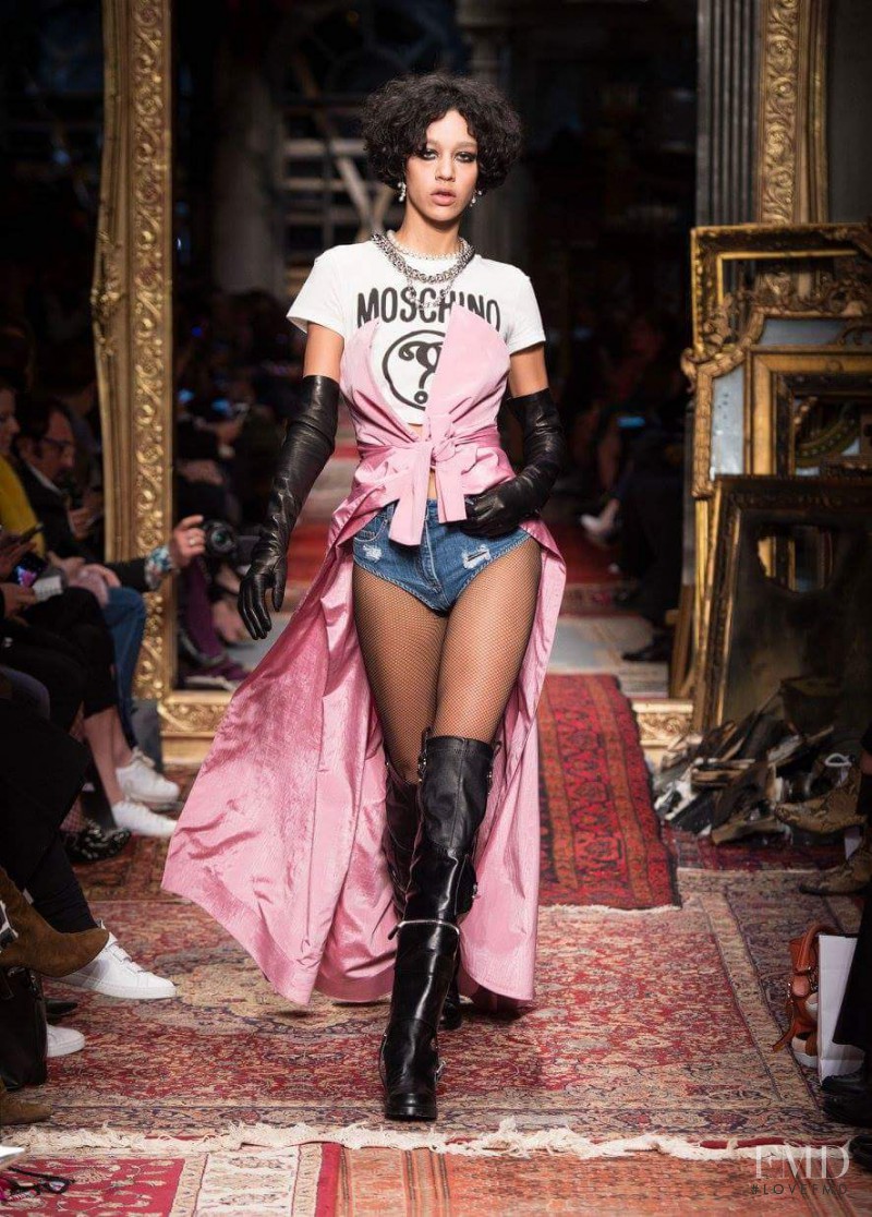 Damaris Goddrie featured in  the Moschino fashion show for Autumn/Winter 2016