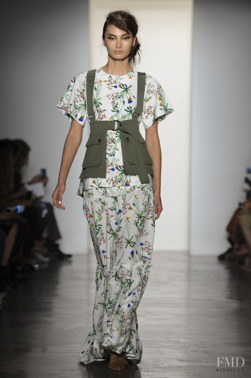 Alina Tsoy featured in  the Marissa Webb fashion show for Spring/Summer 2016