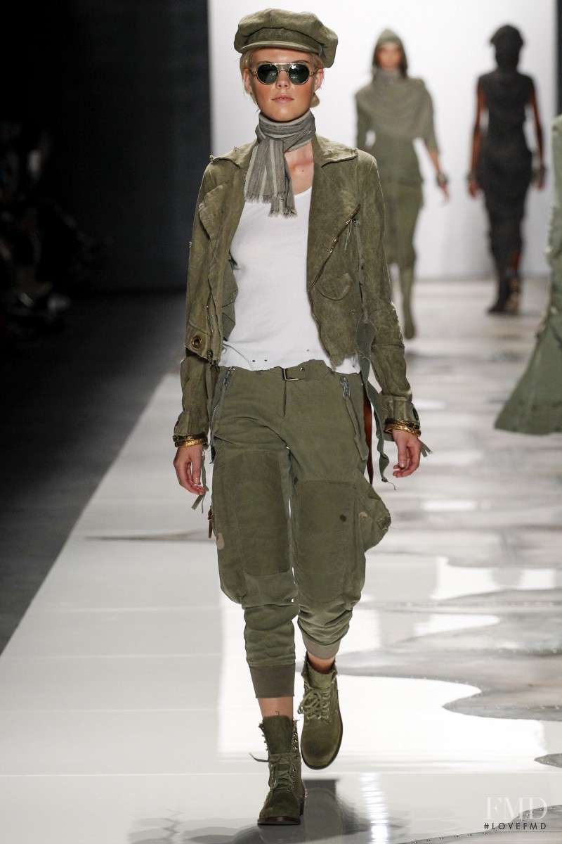 Julia Almendra featured in  the Greg Lauren fashion show for Spring/Summer 2016