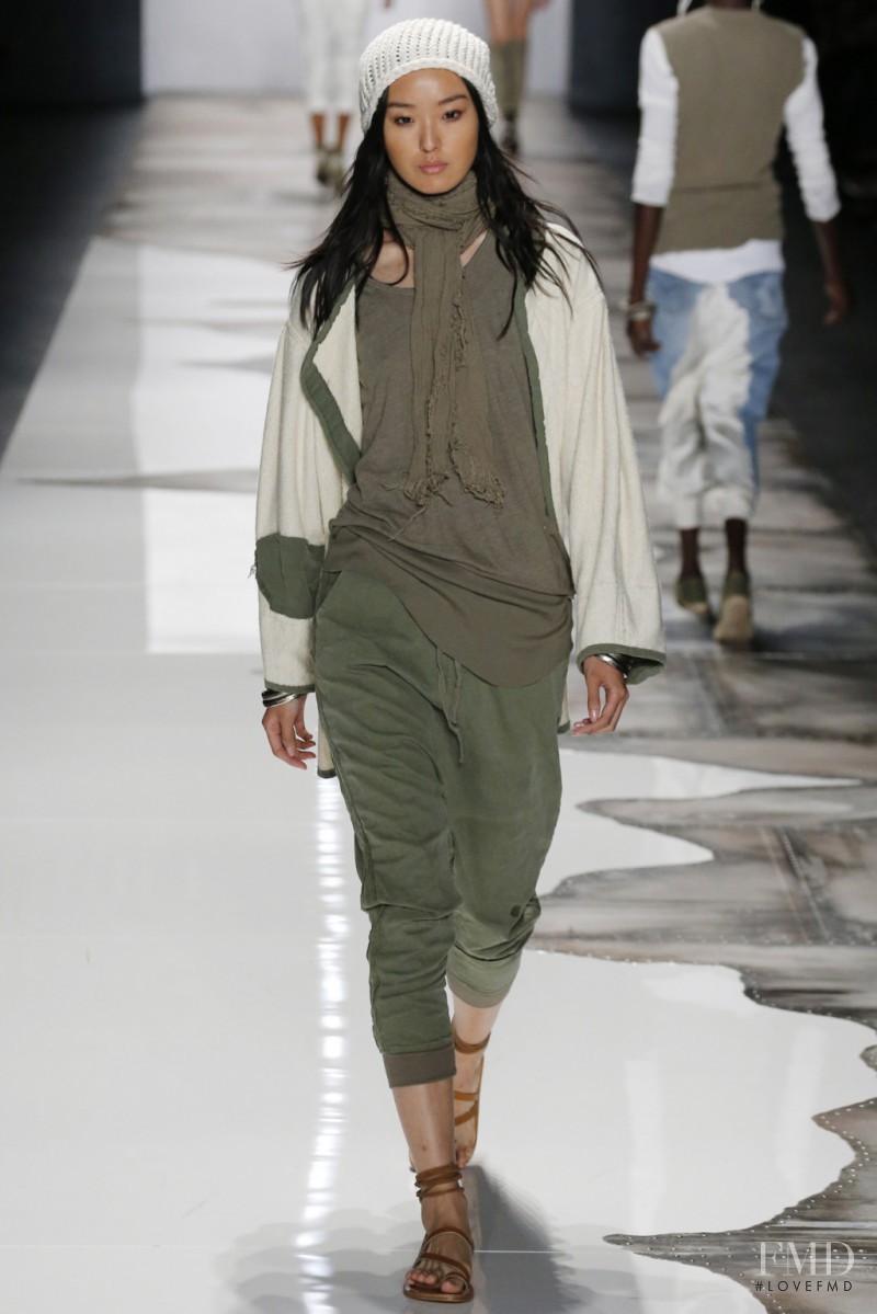 Yue Han featured in  the Greg Lauren fashion show for Spring/Summer 2016