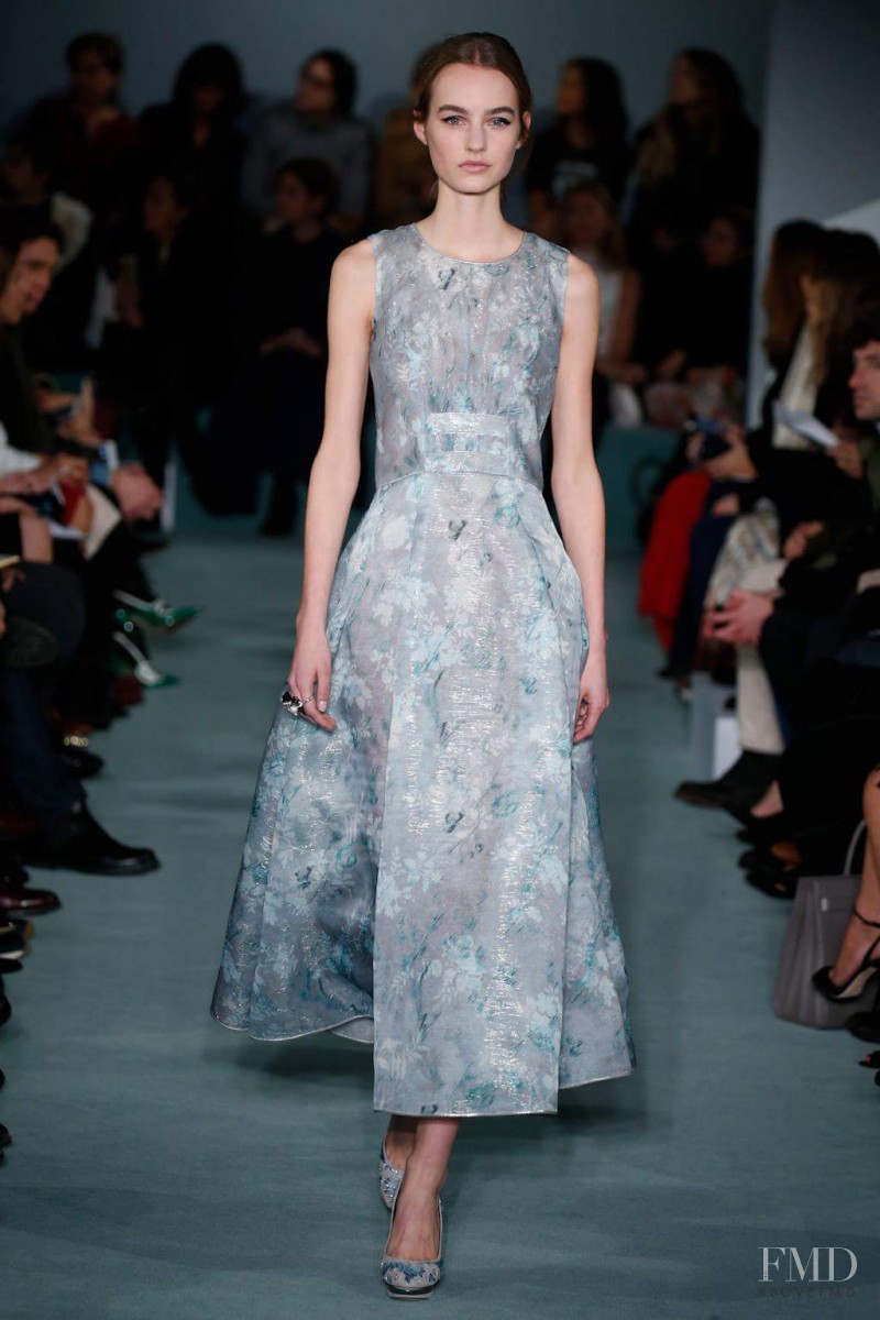 Maartje Verhoef featured in  the Oscar de la Renta fashion show for Autumn/Winter 2016