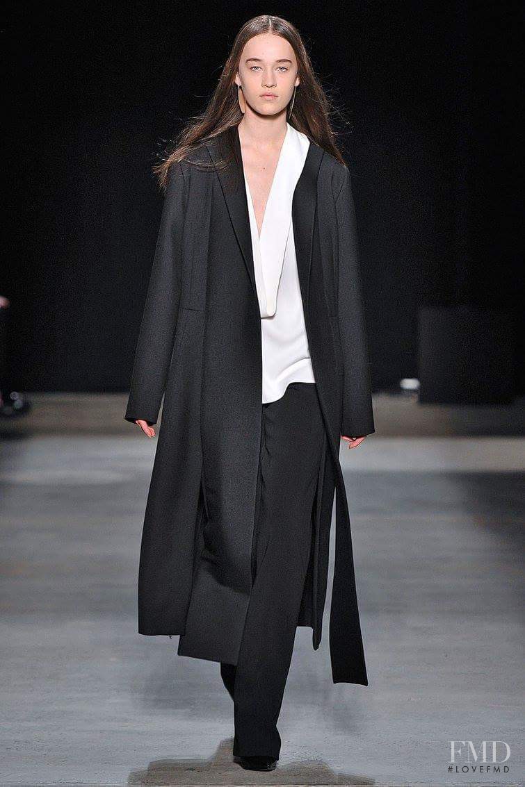 Narciso Rodriguez fashion show for Autumn/Winter 2016
