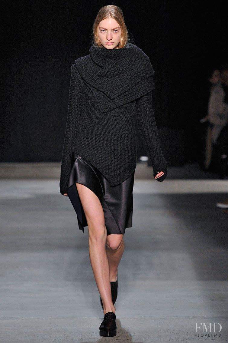Susanne Knipper featured in  the Narciso Rodriguez fashion show for Autumn/Winter 2016