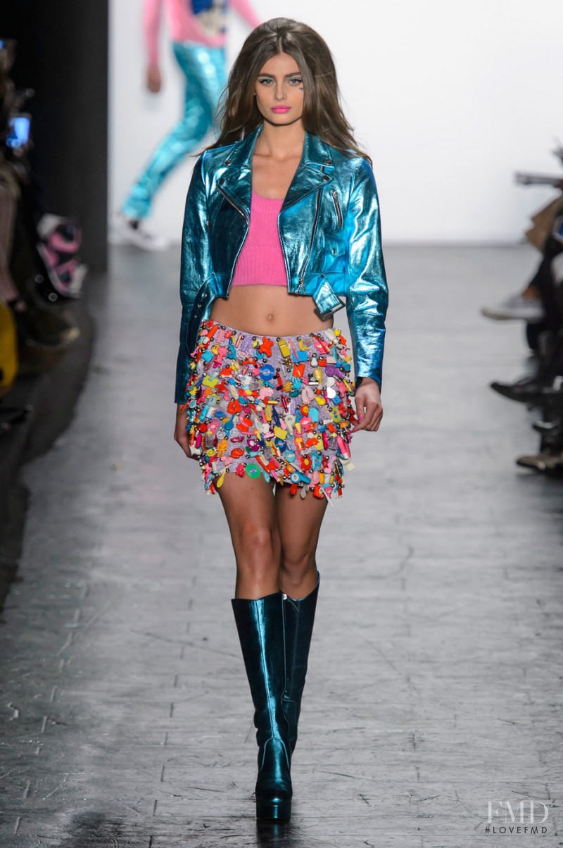 Taylor Hill featured in  the Jeremy Scott fashion show for Autumn/Winter 2016