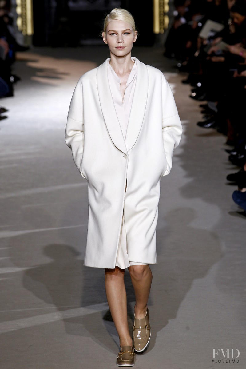 Aline Weber featured in  the Stella McCartney fashion show for Autumn/Winter 2011