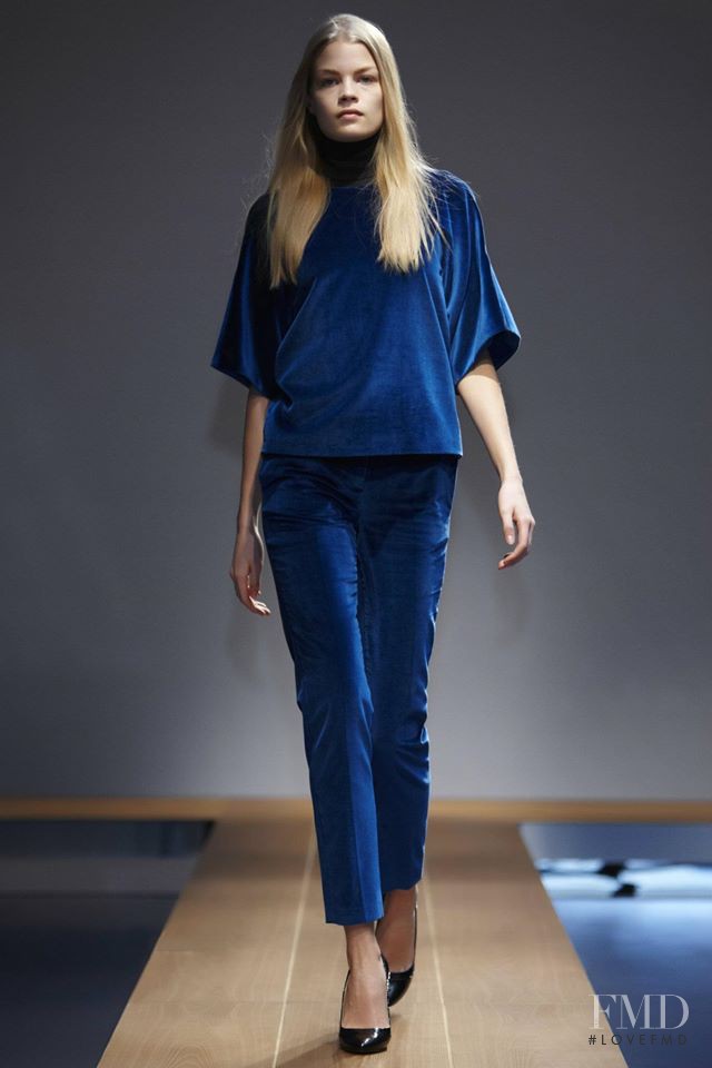 Vionnet fashion show for Autumn/Winter 2012