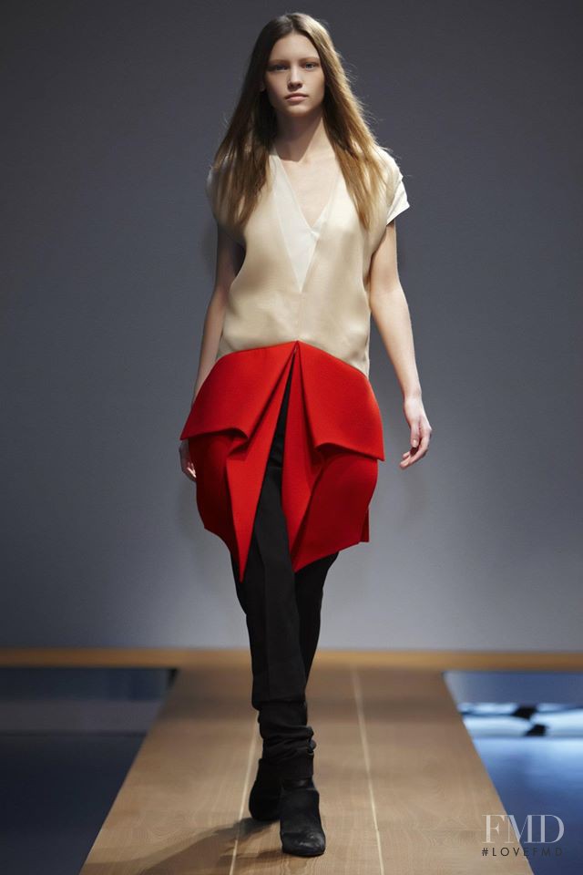 Vionnet fashion show for Autumn/Winter 2012