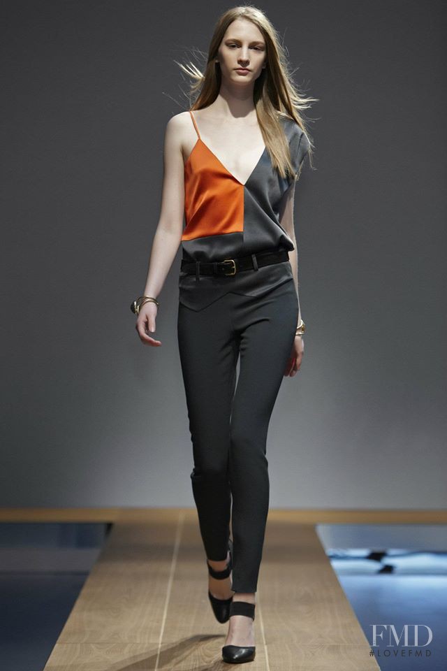 Vionnet fashion show for Autumn/Winter 2012