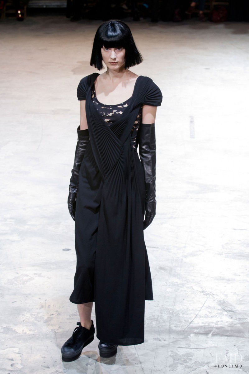 Yohji Yamamoto fashion show for Autumn/Winter 2013