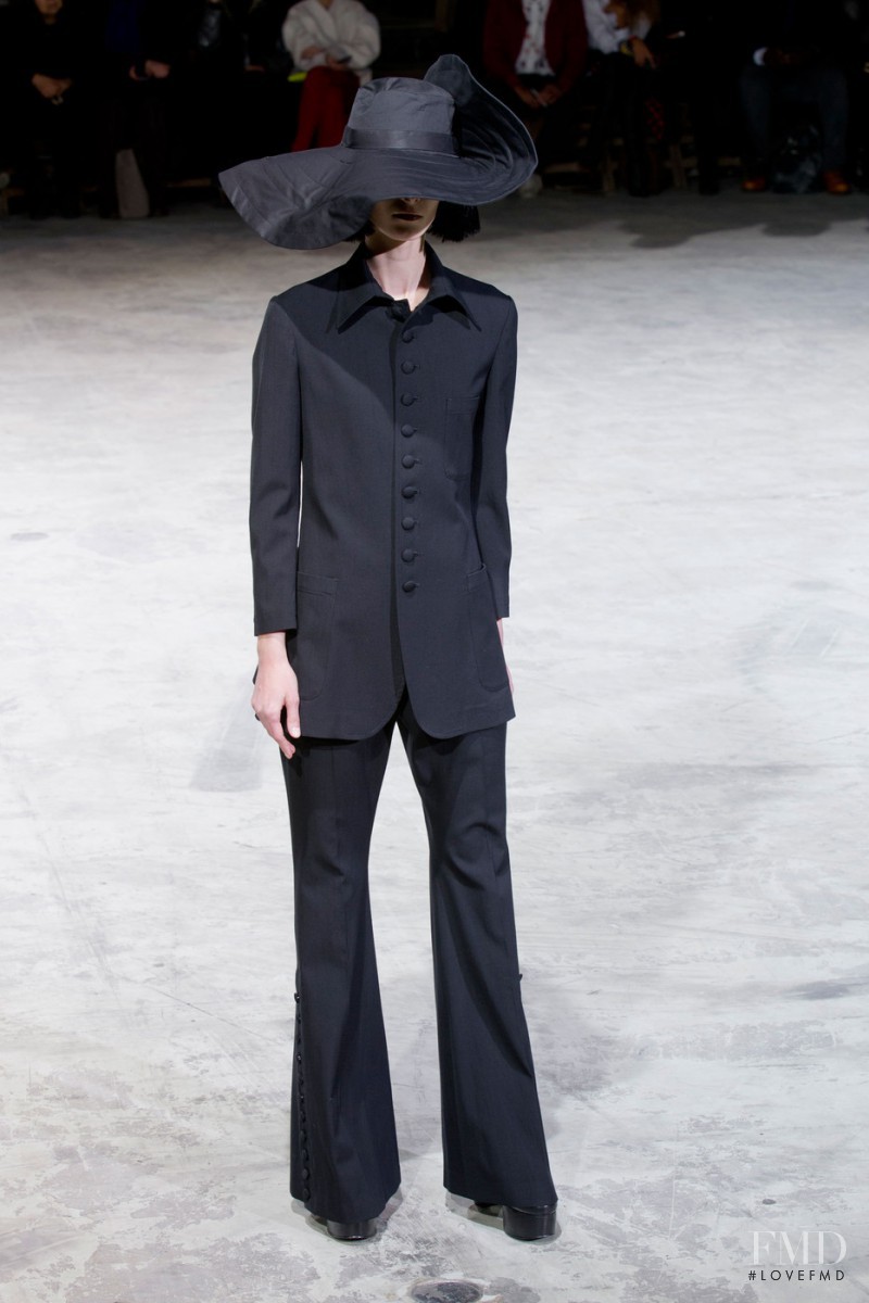 Yohji Yamamoto fashion show for Autumn/Winter 2013