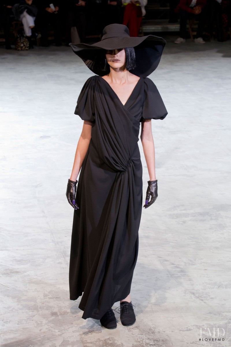 Yohji Yamamoto fashion show for Autumn/Winter 2013