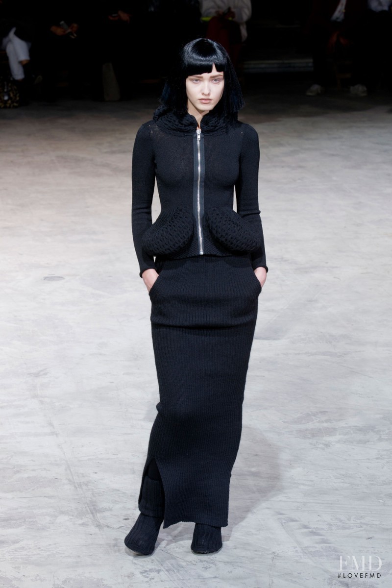 Yohji Yamamoto fashion show for Autumn/Winter 2013