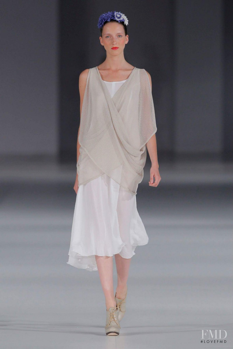 Iris Egbers featured in  the Who fashion show for Spring/Summer 2014