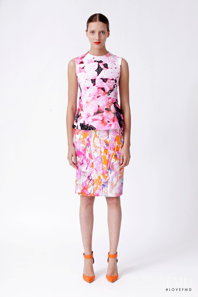 Iris Egbers featured in  the Monique Lhuillier fashion show for Resort 2013