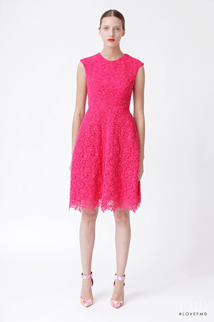 Iris Egbers featured in  the Monique Lhuillier fashion show for Resort 2013