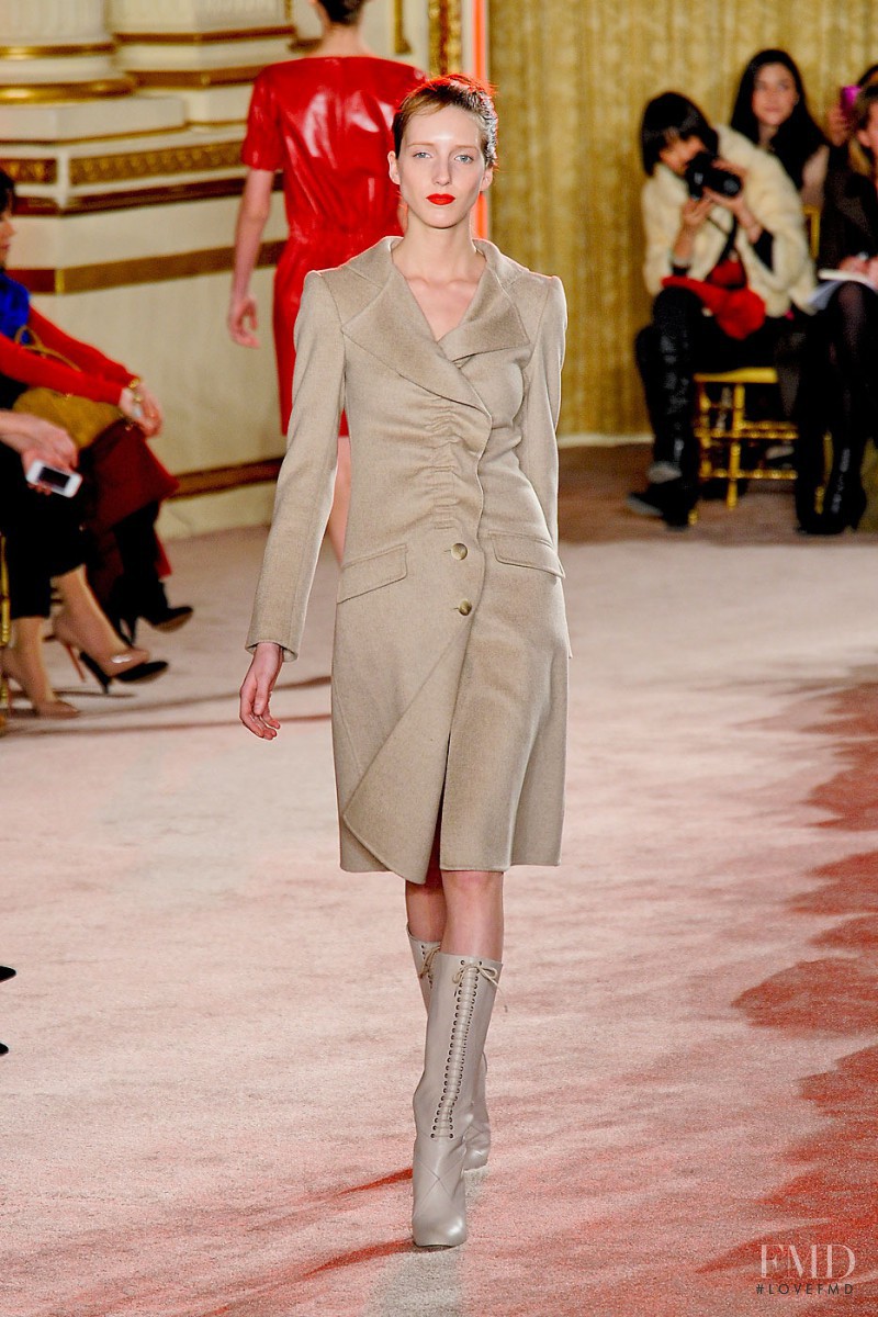 Iris Egbers featured in  the Thakoon fashion show for Autumn/Winter 2012